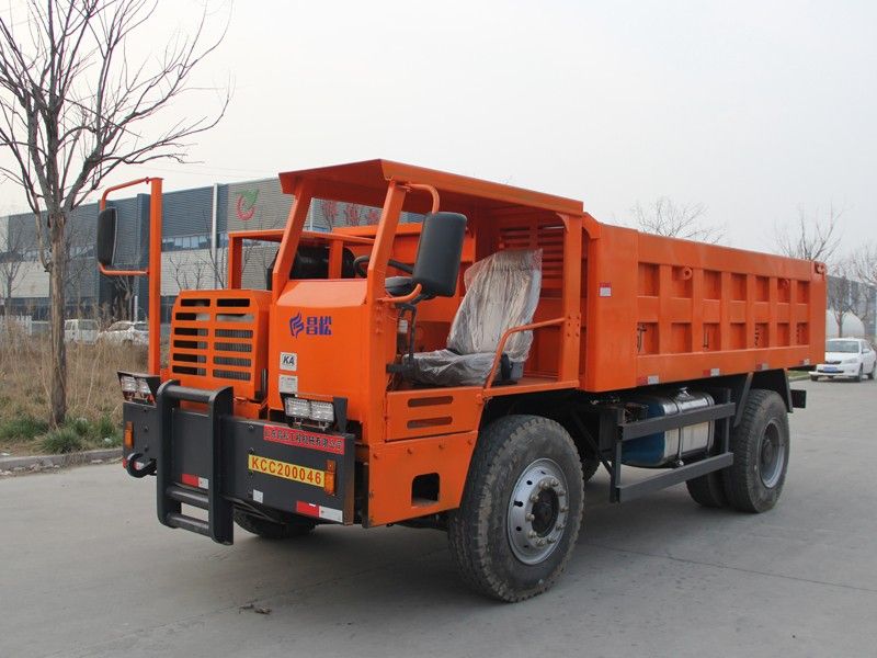 山東昌松UQ-20T礦用運(yùn)輸車